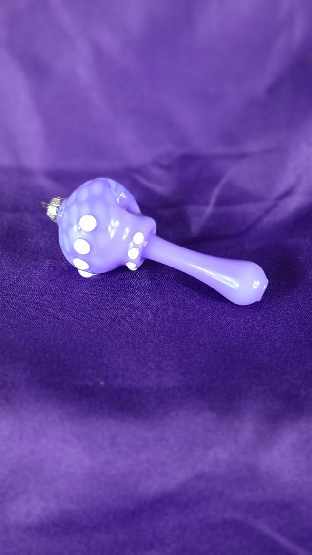 Purple & White Ornament Spoon Handpipe